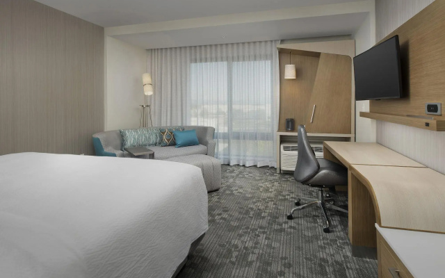 Courtyard by Marriott Portland East