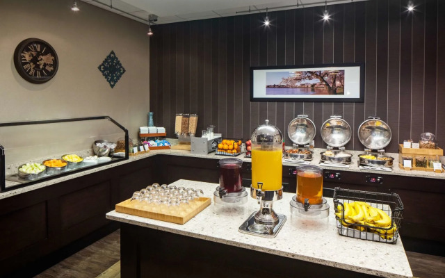 Doubletree by Hilton Washington DC Silver Spring