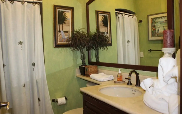 Sonoran Sky 2BR Upper 1007-v by Casago