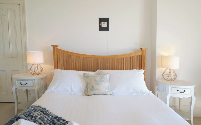 The Retreat - 5 Bedroom House - Horton