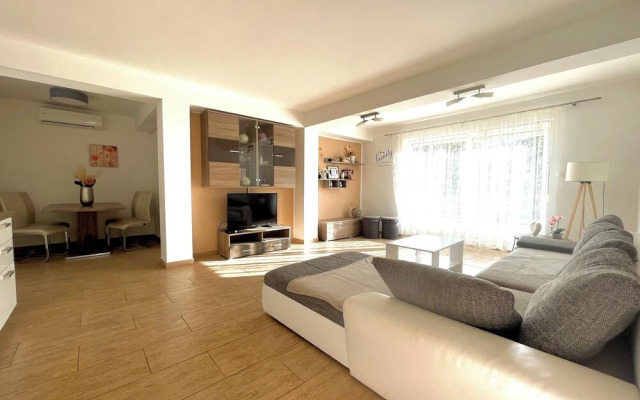 Villa Eternity