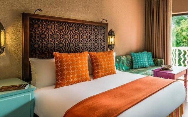 Avani Victoria Falls Resort