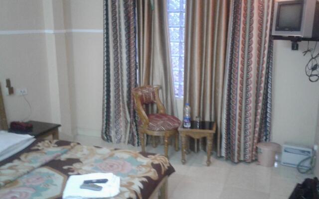 Janardan Homestay King Haridwar