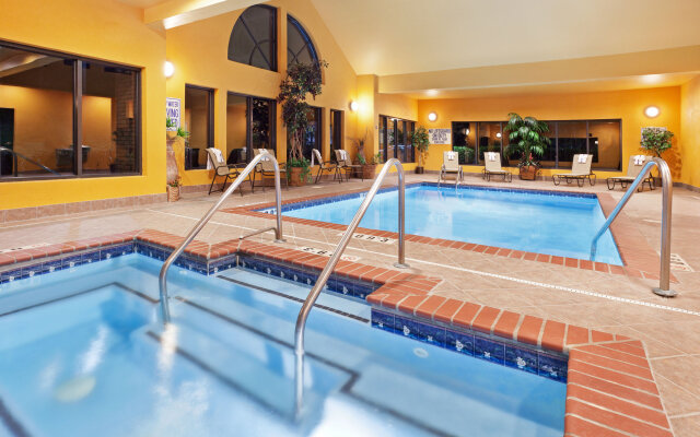 Holiday Inn Express & Suites Greenville-Spartanburg (Duncan), an IHG Hotel