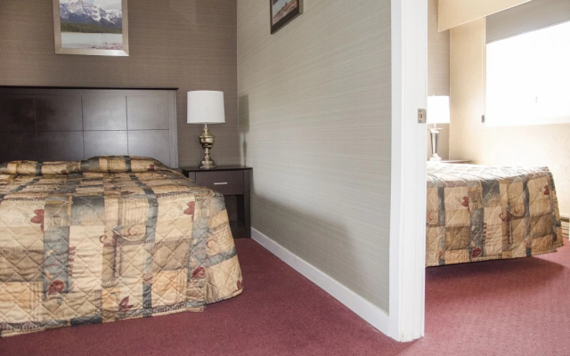 Best Budget Inn and Suites