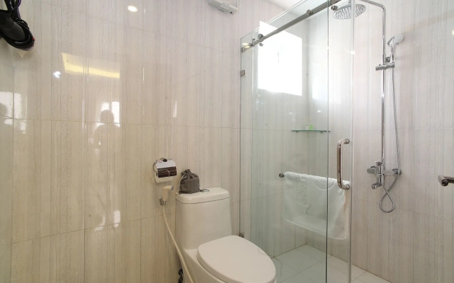 Golden Legend Diamond Hotel