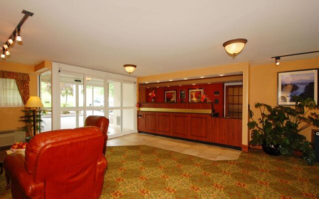 Maine Evergreen Hotel, Ascend Hotel Collection