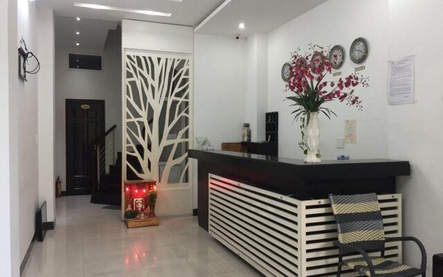 Khue My Hotel