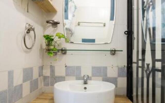 Tiny's Home* 2BR Studio in Buivien alley