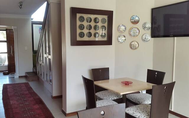 Crystalvilla Guesthouse