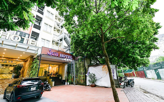 Suji Hotel