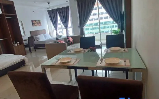 Mansion One by LS Staycation