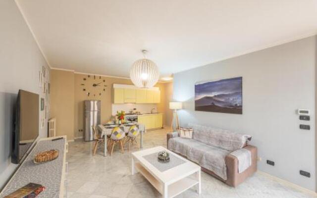 Il terrazzo e l'appartamento diVino