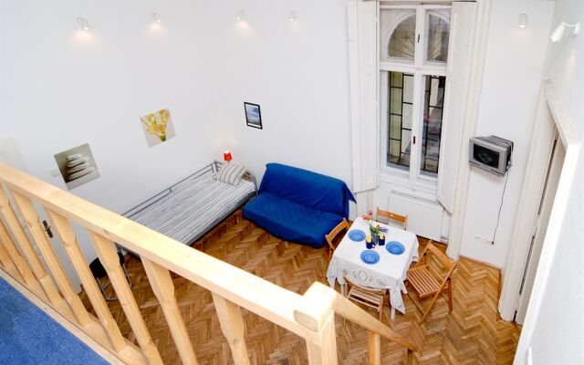 Opera Apartments