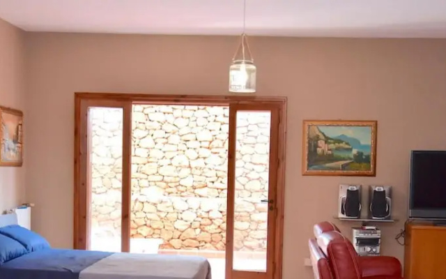 Villa Aurora, Private Pine Forest, Barbecue, Solarium