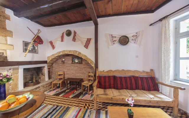 Kasteli Studios & Apartments
