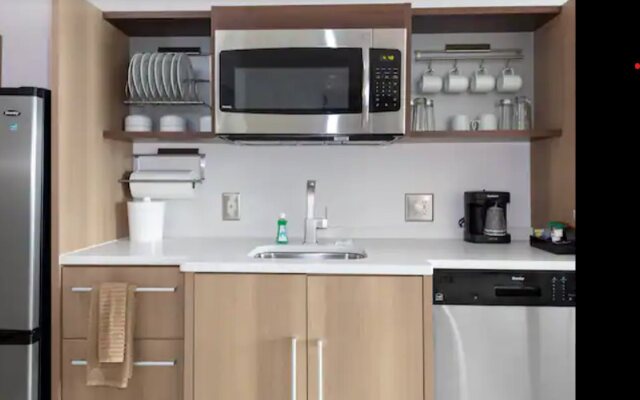 Home2 Suites by Hilton Valdosta, GA