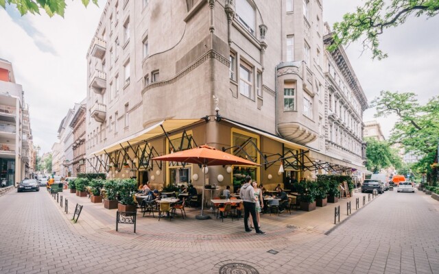 The Central Place