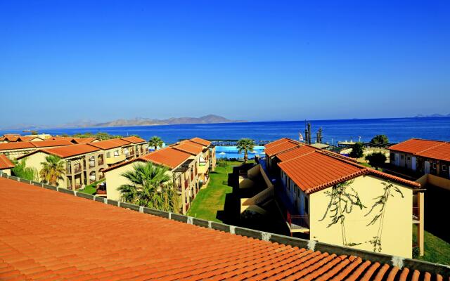White Olive Marine Aquapark - All Inclusive