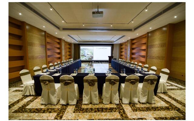 The Mira Central Park Hotel