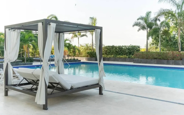 Spacious Apto With Spectacular Views Of The Beach