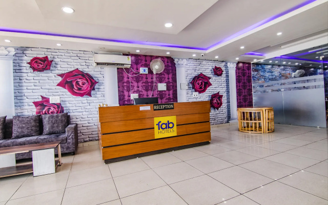 Fabhotel The Orient
