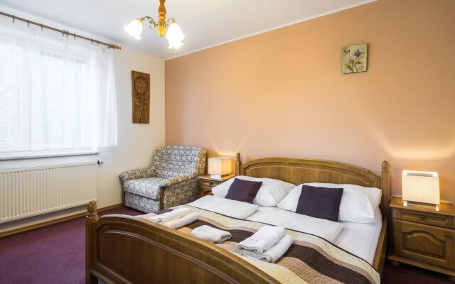 Restaurace A Penzion U Doubků