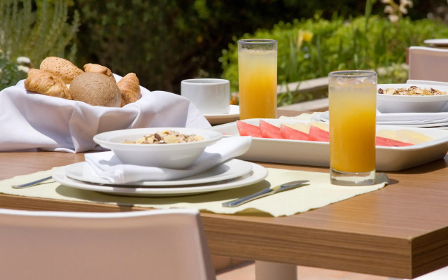 Venus Beach Hotel