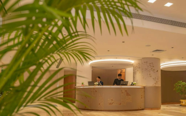 Hotel Kohinoor Continental, Airport - Newly Renovated