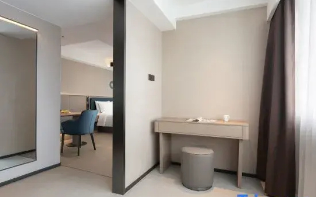 OKDAY Hotel (LUValley, Hunan International Economics University, Changsha)