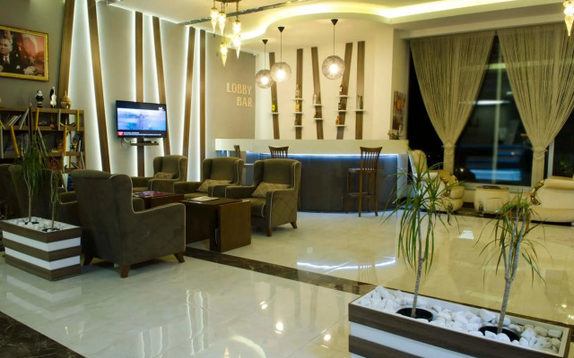 Lavin Otel