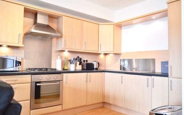 Beautiful Edinburgh Flat With 2 King Bedrooms