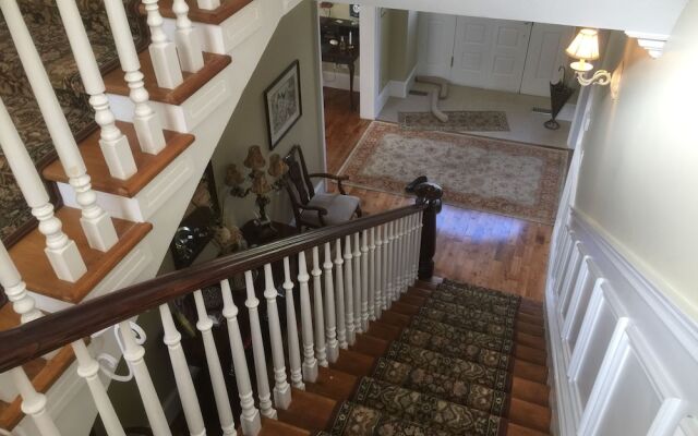 Clyde Hall Bed and Breakfast