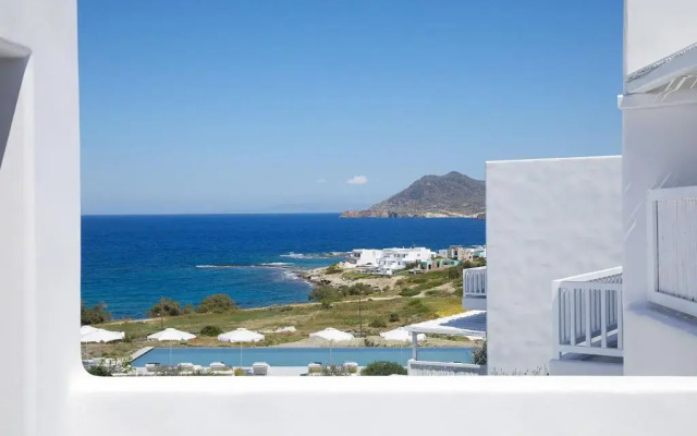 Milos Breeze Boutique Hotel