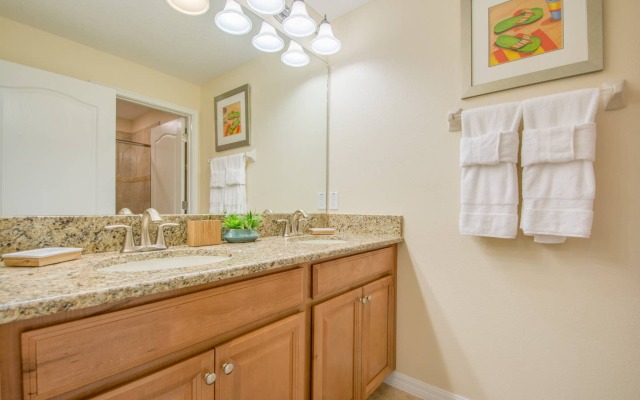 Pleasant home near Disney with private pool