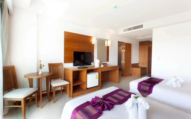 Rawai Princess Hotel (SHA Extra Plus)