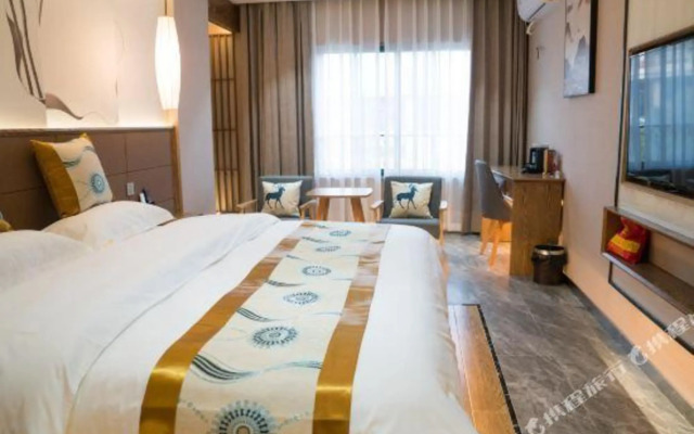 Ripple hotel(Jiashan RT Mart store)