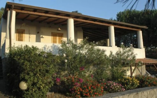 Eolian Residence