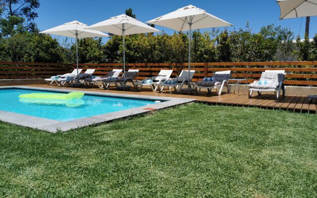 A Hilltop Country Retreat