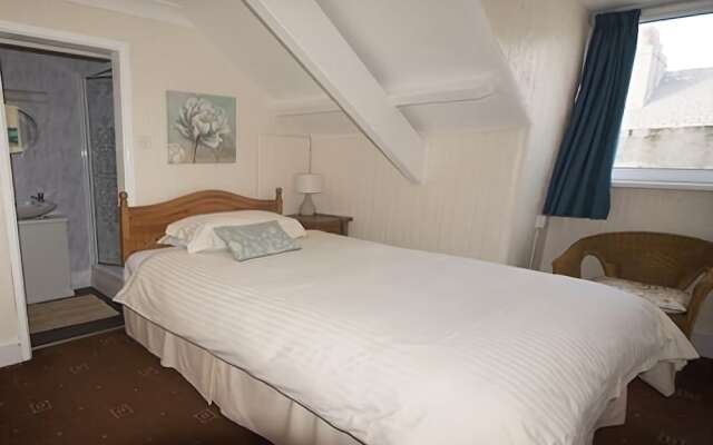 Poppy's Guest House