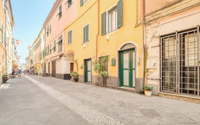 Sea Stone - 100m From The Sea