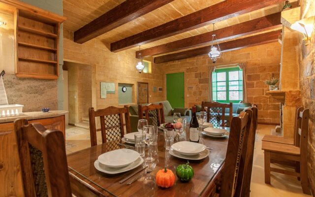 Gozitan Farmhouse with Pool - PP 3