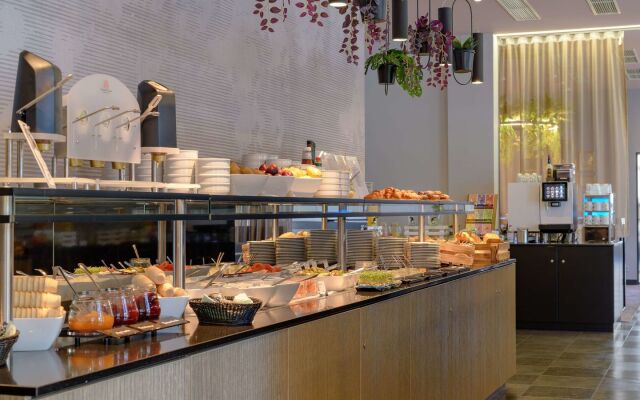 Mercure Hotel Wuerzburg Am Mainufer