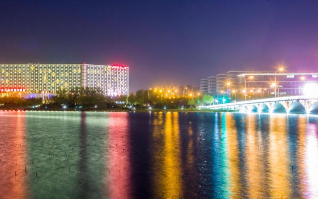 Crowne Plaza Tianjin Binhai, an IHG Hotel