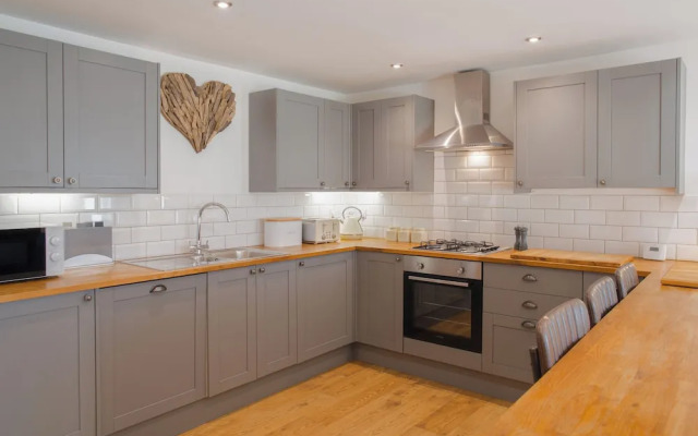 Discovery Barn Luxury 2 BD Conversion