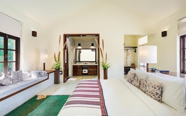 Bijapur Lodge