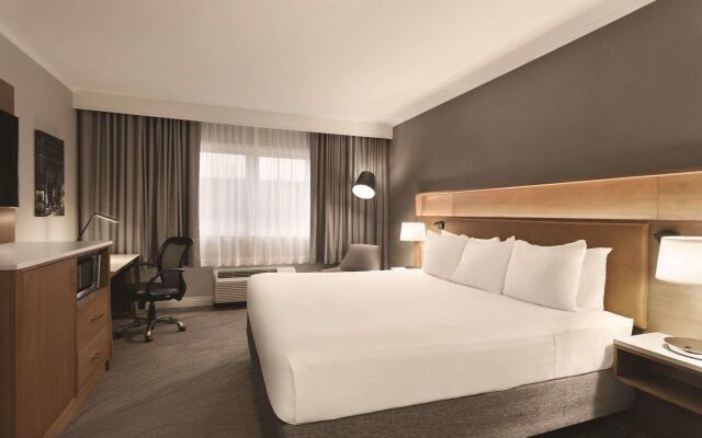 DoubleTree by Hilton Providence Airport Warwick