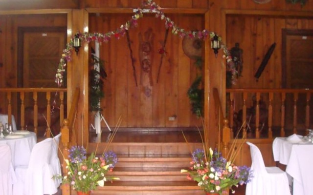 Highland Villa Hotel and Resto