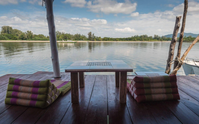 Sincere Guest House & Restaurant