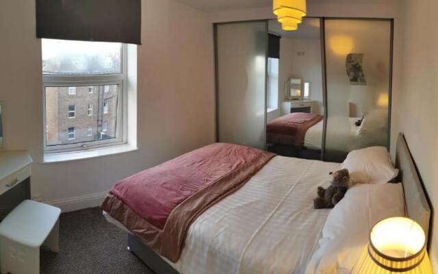 Sea View - Flat 5 Beach House Bridlington